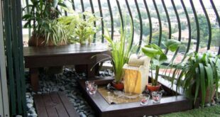 15 Peaceful Balcony Garden Pictures