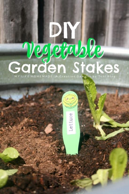 DIY Garden Stake Ideas 13