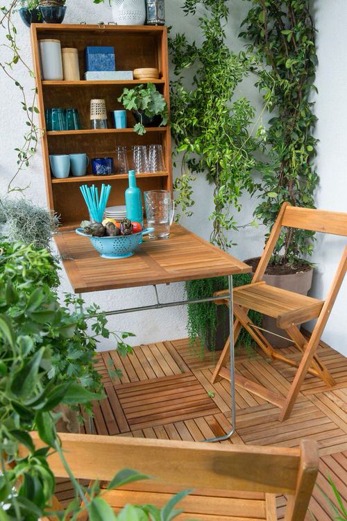 Cozy Apartment Balcony Garden Ideas 7